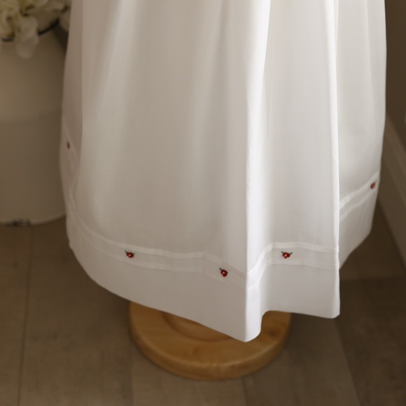 White Smocked Feltman Brothers Bishop Dress Red Green Embroidery NEW With Tag - Picture 6 of 6